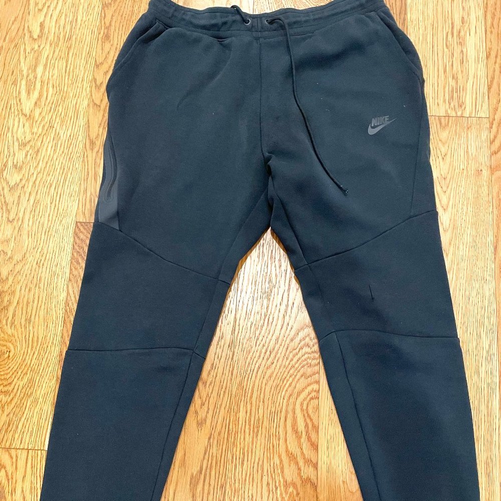 Nike Tech Fleece pant Kids size medium and Large